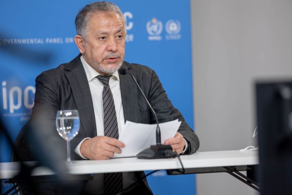 Abdalah Mokssit, secretary of the Intergovernmental Panel on Climate Change, speaks during a press conference Feb. 28 on the scientific body's report on climate change impacts and adaptation measures. (IPCC/Bernd Lammel)