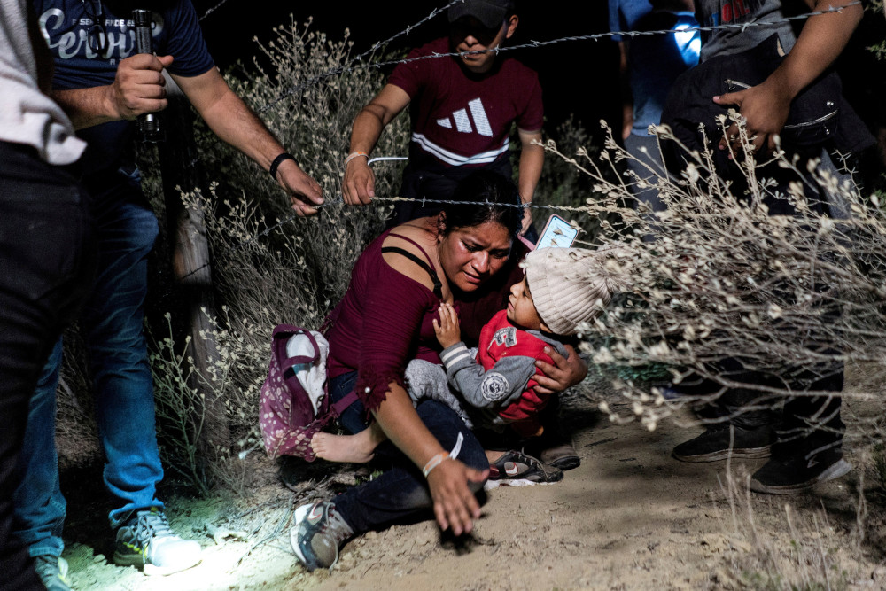 Catholic groups condemn Texas report of alleged 'inhumane' treatment of migrants, including denying water
